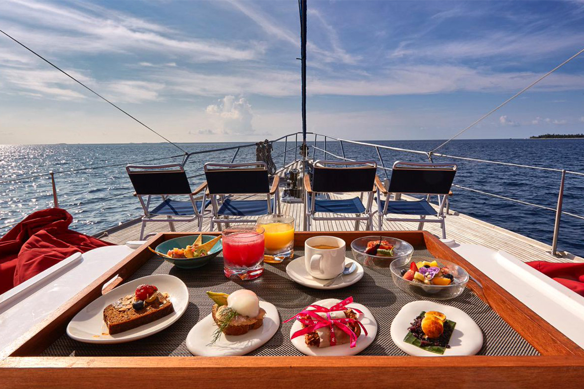 Teknede Kahvaltı